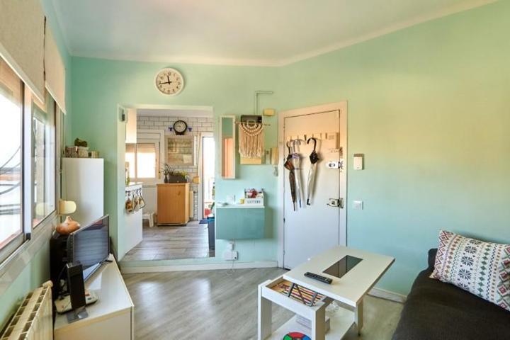 Piso en venta en Barcelona, Sant Martí de Provençals photo 0