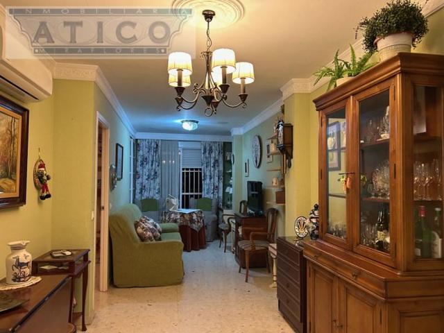 Piso en venta en Sevilla, Cruz Roja photo 0