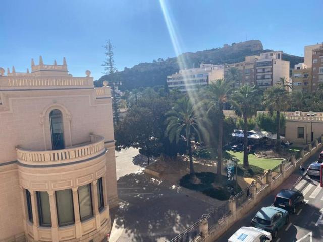 Piso en venta en Alicante, Pla del bon repos photo 0