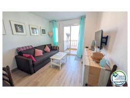 Piso en venta en Empuriabrava photo 0