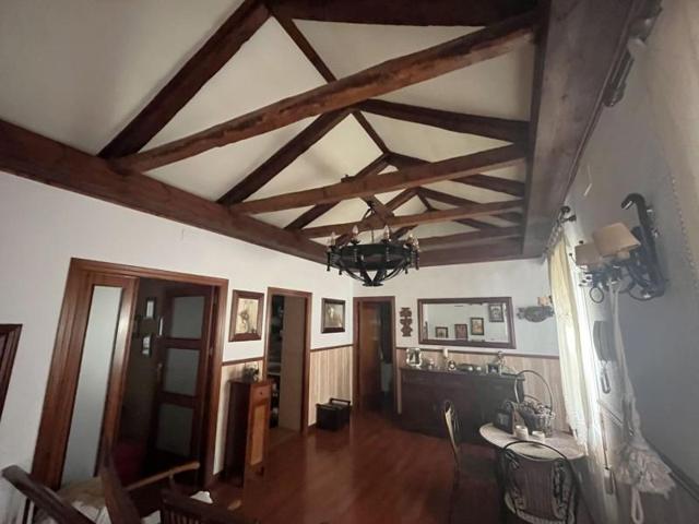 Casa en venta en Valdepeñas, Centro photo 0