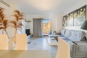 Apartamento en venta en Mijas, Calaburra - Chaparral photo 0