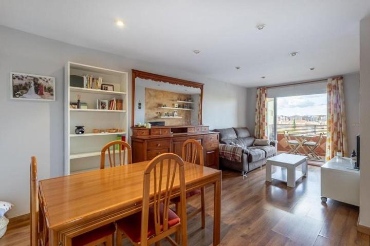 Piso en venta en Granada, Barrio de La Cruz photo 0