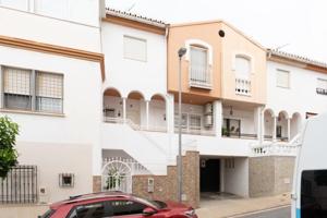 Casa en venta en Motril, A 5 minutos del centro photo 0