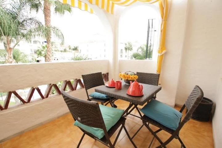 Apartamento en venta en Benalmádena, Avda. De las Palmeras photo 0