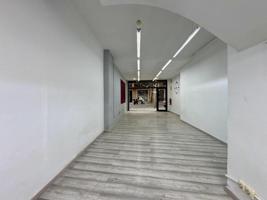 Local comercial en venta en Barcelona, La Dreta de lEixample photo 0
