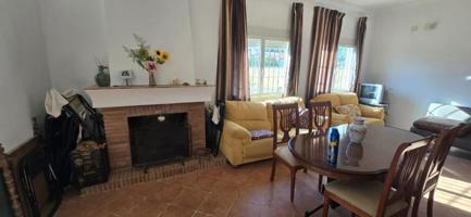 Casa en venta en Espartinas, Loreto photo 0