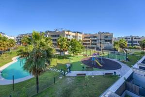 Piso en venta en San Juan de Aznalfarache, Barrio Bajo photo 0