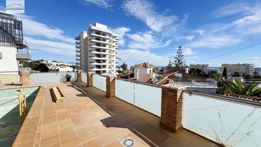 Piso en venta en Torremolinos, Montemar photo 0