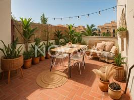 Aticos en venta en Barcelona, Sant Antoni photo 0