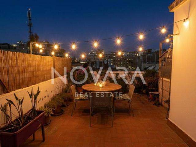 Aticos en venta en Barcelona, Sant Antoni photo 0