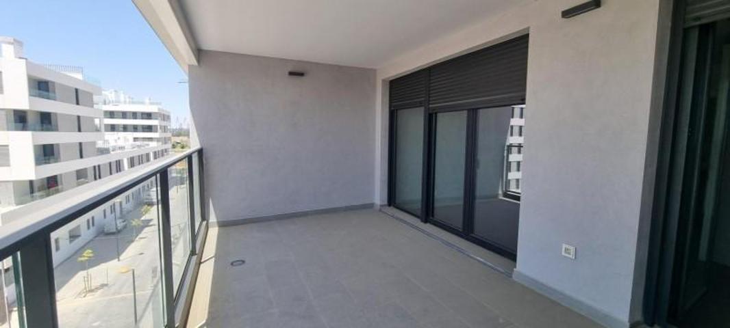 Piso en venta en Sevilla, Palmas Altas photo 0