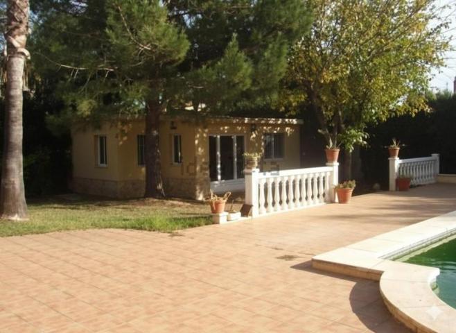 Chalet en venta en Picassent, Urbanización sierramar photo 0