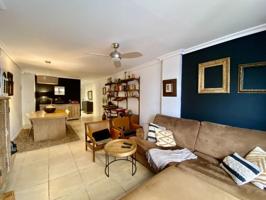 Apartamento en venta en Estepona, Costa del Sol photo 0