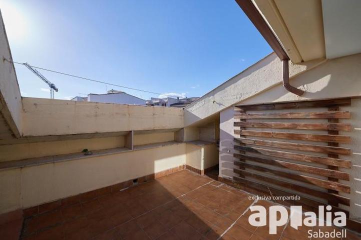 Adosada en venta en Sentmenat, CENTRE photo 0