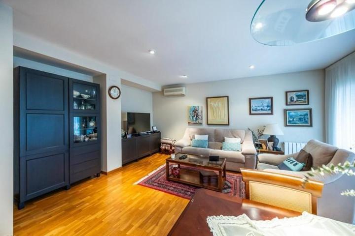 Duplex en venta en Castellar del Vallès, - Centre - photo 0