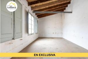 Edificio en venta en Arenys de Mar, Centre photo 0