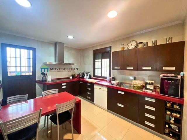 Casa en venta en Ubrique, La vega photo 0