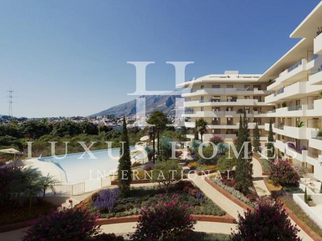 Apartamento en venta en Fuengirola photo 0