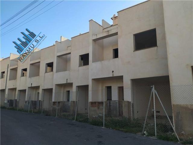 Edificio en venta en Ugíjar, South of spain photo 0