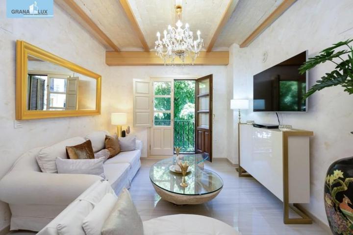 Piso en venta en Granada, Centro photo 0