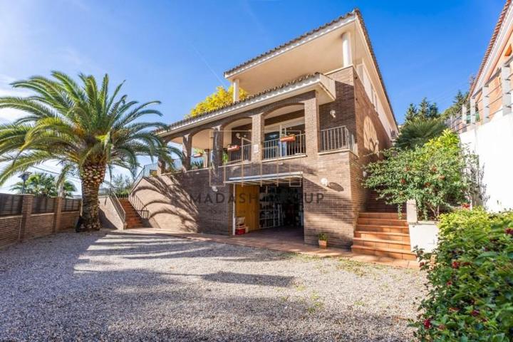 Chalet en venta en Alcover, Residencial remei photo 0