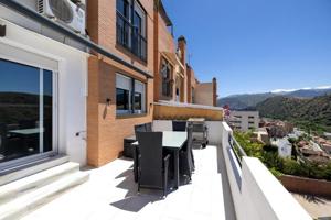 Adosada en venta en Granada, Carretera de la sierra photo 0