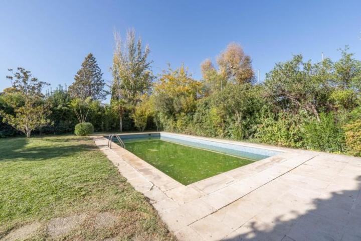 Chalet en venta en Ogíjares, Área de Ogijares photo 0