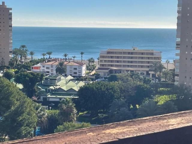 Apartamento en venta en Torremolinos, Playamar photo 0