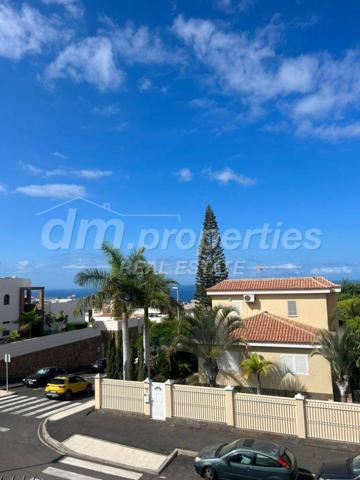 Adosada en venta en Adeje, El Madronal photo 0