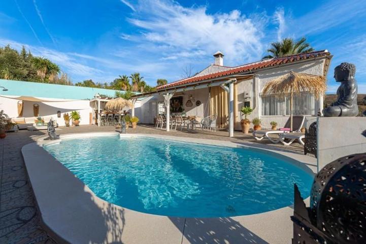 Chalet en venta en Almogía, ALMOGÍA photo 0