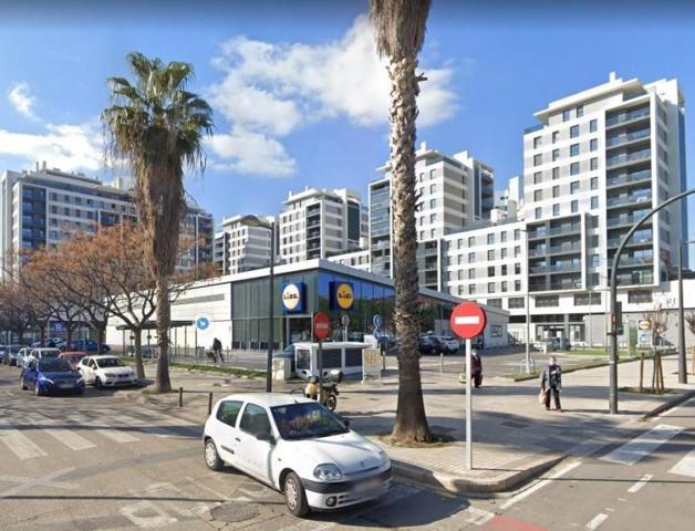 Local comercial en venta en Valencia, Nou Benicalap - Nuevo Benicalap photo 0