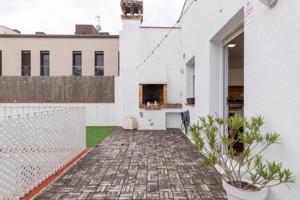 Casa en venta en Rubí, Centre photo 0