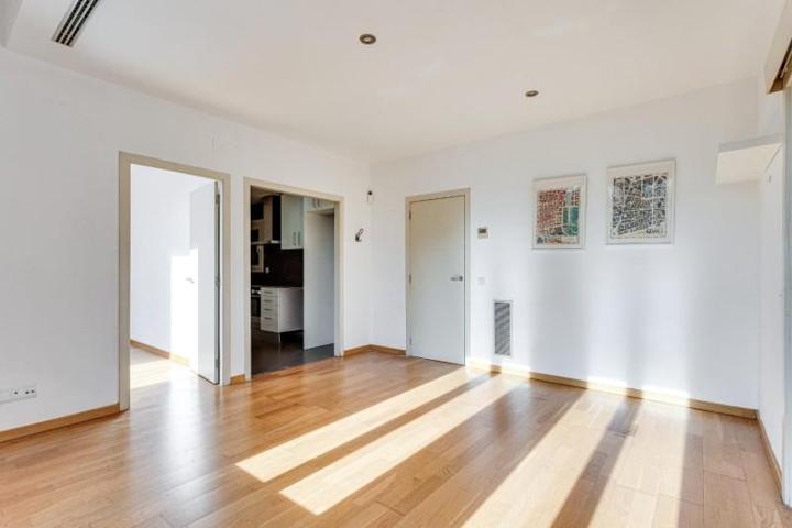 Piso en venta en Barcelona, LAntiga Esquerra de lEixample photo 0
