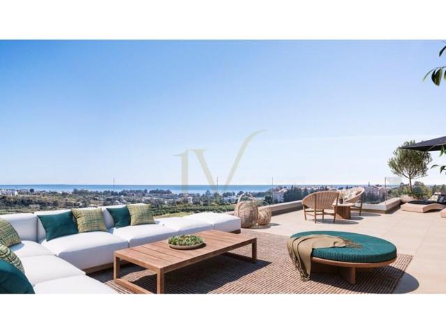 Apartamento en venta en Estepona photo 0