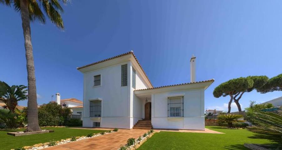 Chalet en venta en El Portil, Nuevo portil photo 0