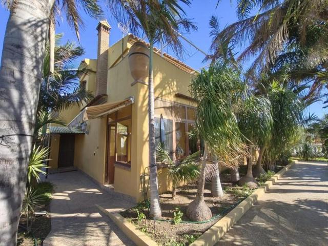 Chalet en venta en Alhaurín de la Torre, El Romeral-Peñón de Zapata photo 0