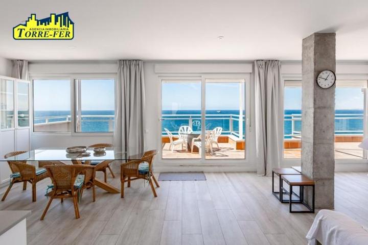 Aticos en venta en Almería, Paseo Marítimo photo 0