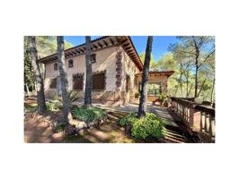 Chalet en venta en Serra photo 0