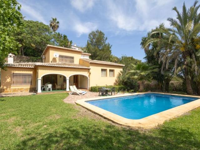 Chalet en venta en Jávea-Xàbia photo 0