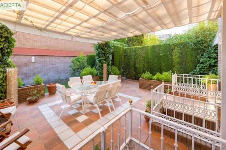 Bungalow en venta en Granada, Villarejo photo 0