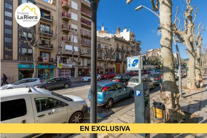 Edificio en venta en Arenys de Mar, Arenys de mar photo 0