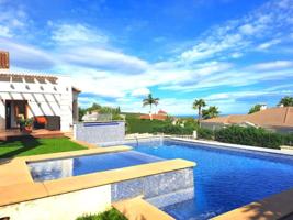 Chalet en venta en Denia, Montgo photo 0