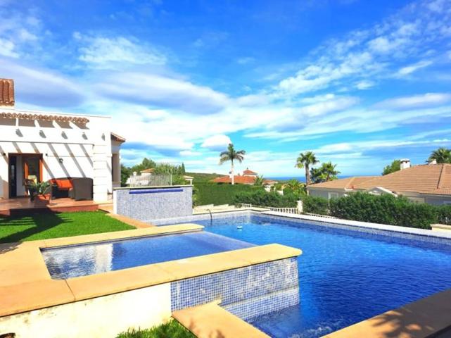 Chalet en venta en Denia, Montgo photo 0