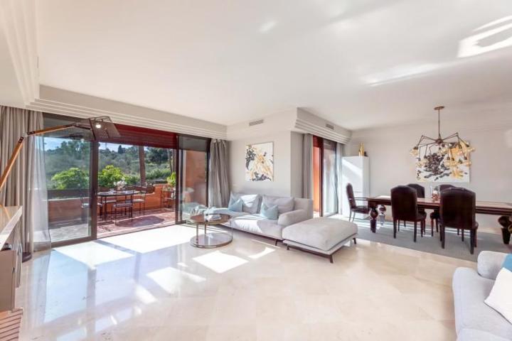 Piso en venta en Marbella, Marbella photo 0