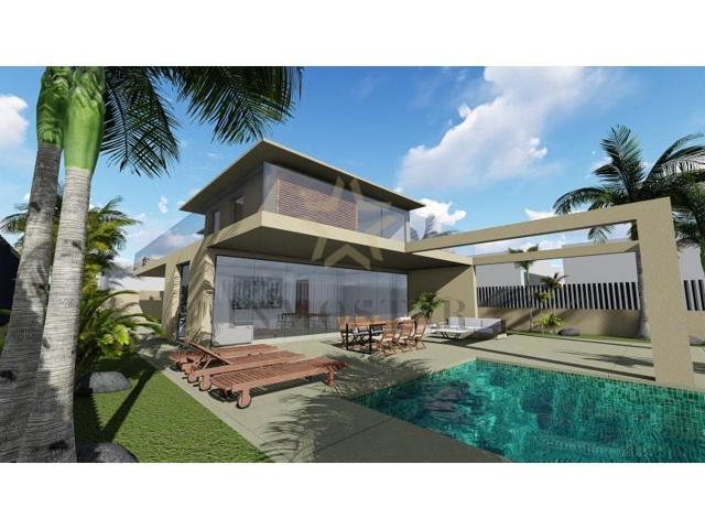 Chalet en venta en Arona photo 0