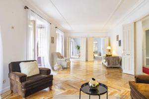 Apartamento en venta en Madrid, La Latina photo 0