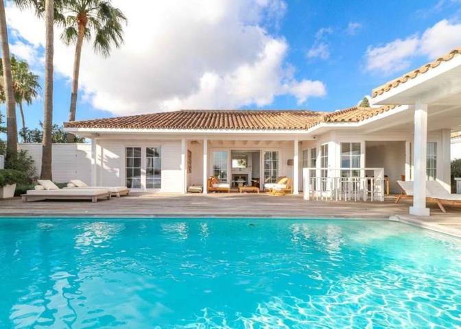 Chalet en venta en Benahavís, Benahavis photo 0