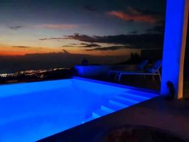 Chalet en venta en Adeje, Calle Melilla, 6, 38670 photo 0