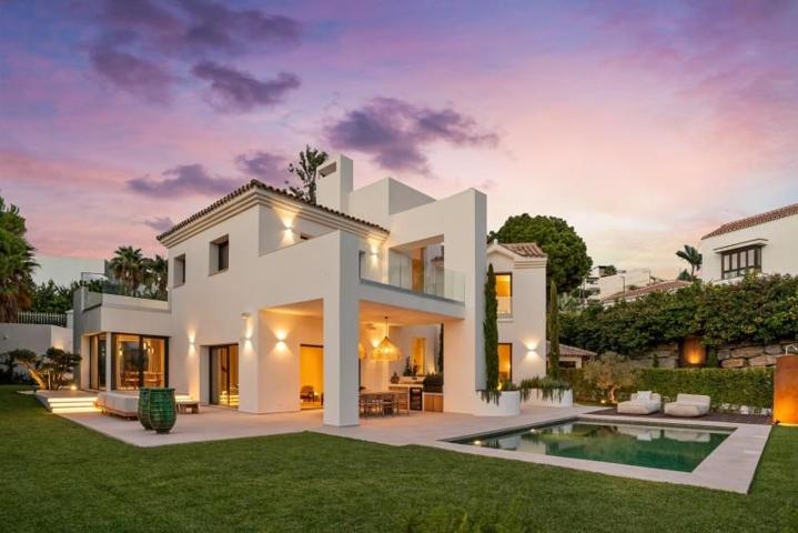 Chalet en venta en Benahavís, Alqueria photo 0